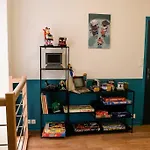 Nostalgie 90- Emplacement Idéal- Parking Gratuit Apartamento *