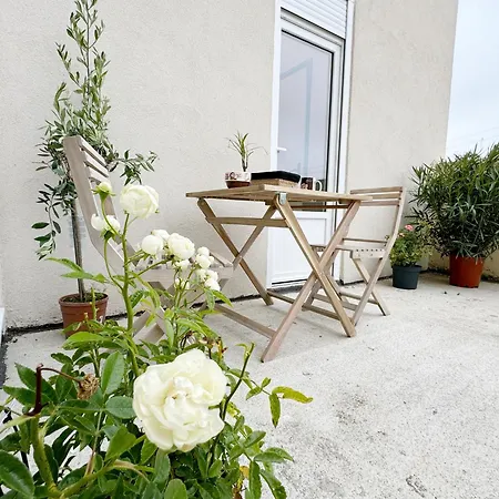 Nostalgie 90- Emplacement Ideal- Parking Gratuit